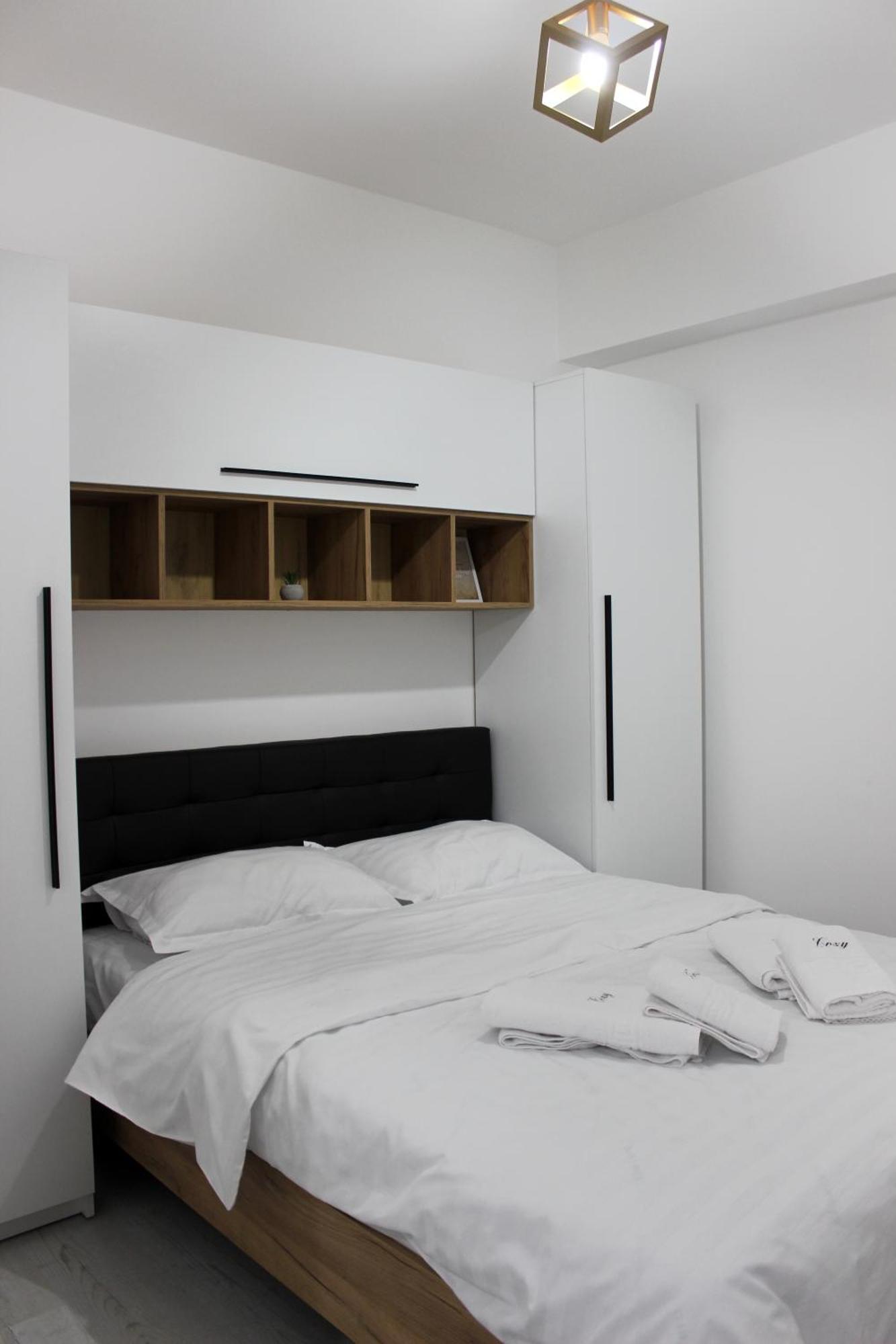 Cozy Apartments In Centre Of Suceava Near Kaufland And University Esterno foto