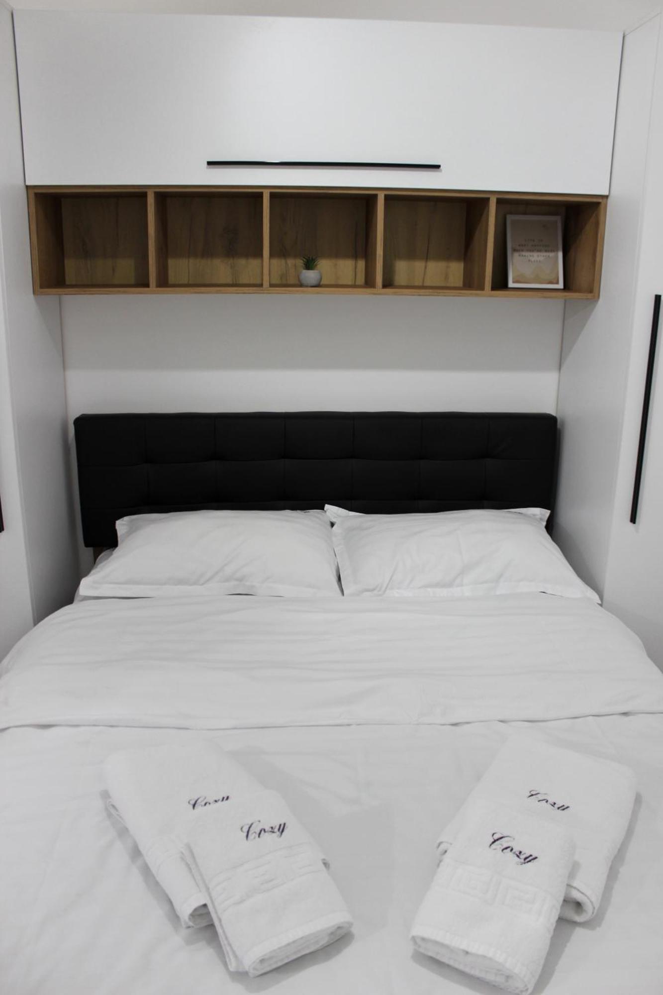 Cozy Apartments In Centre Of Suceava Near Kaufland And University Esterno foto