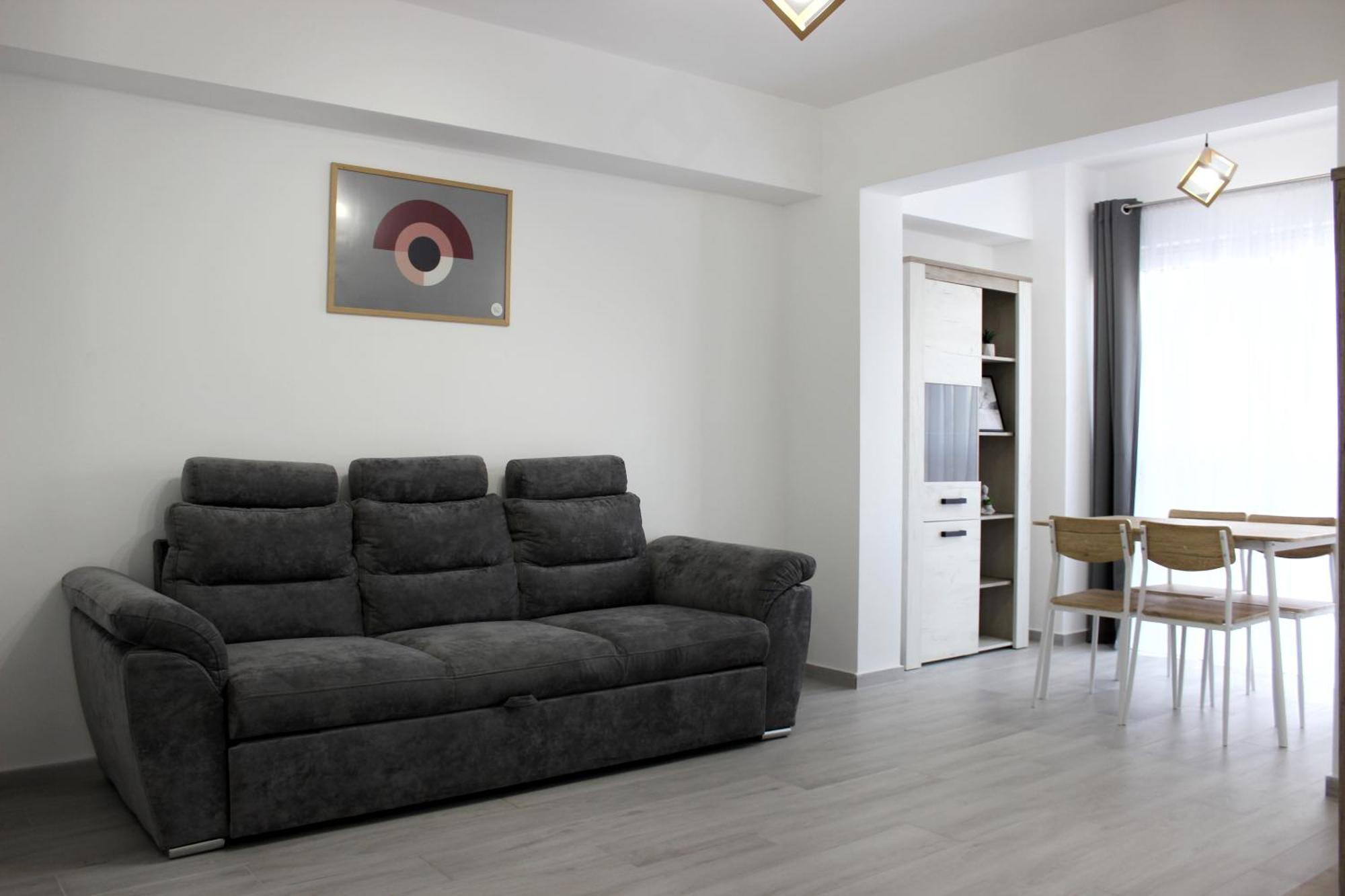Cozy Apartments In Centre Of Suceava Near Kaufland And University Esterno foto