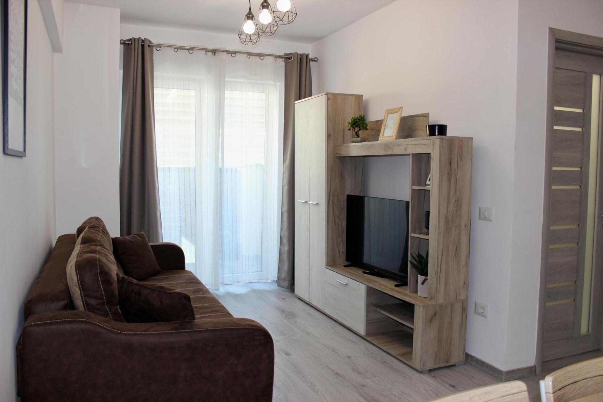 Cozy Apartments In Centre Of Suceava Near Kaufland And University Esterno foto
